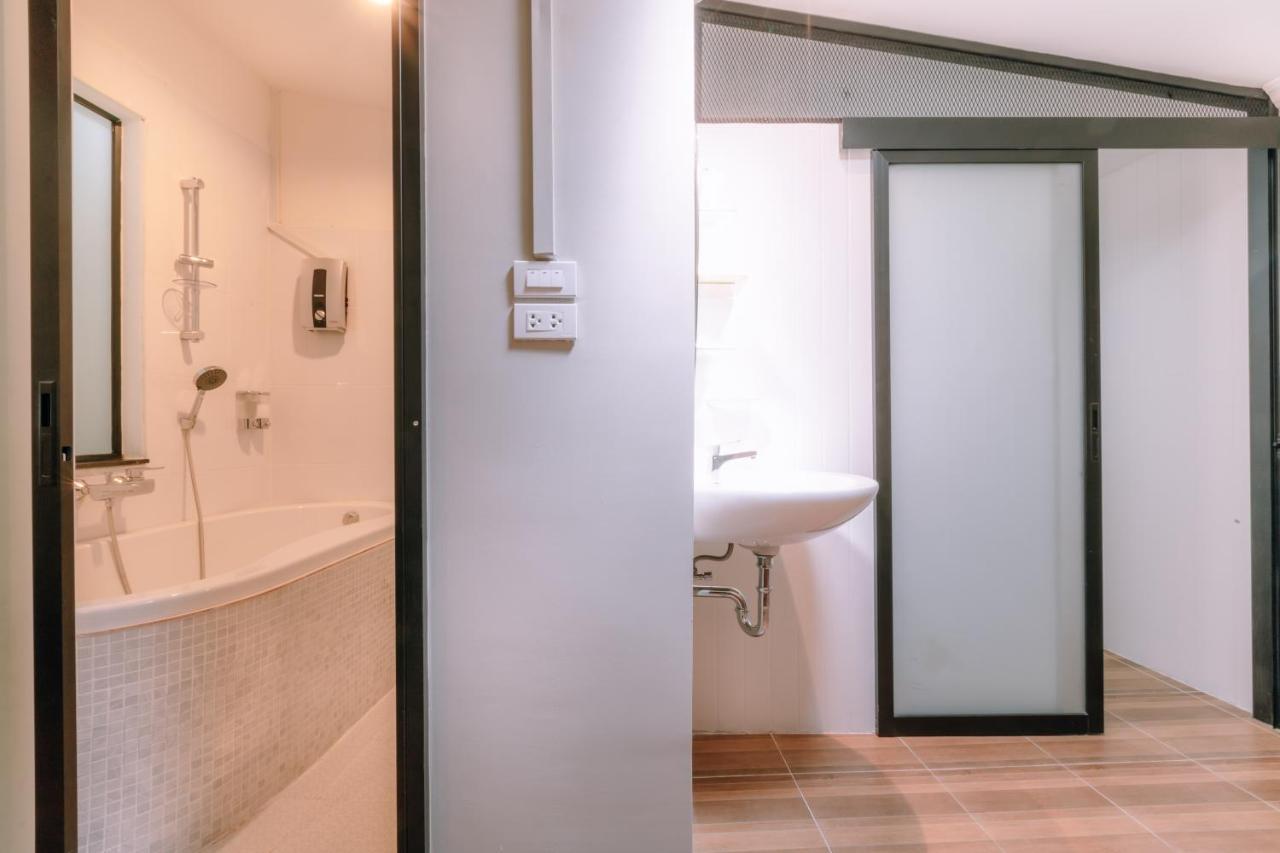 Hotel 64House Chiang Mai Zewnętrze zdjęcie