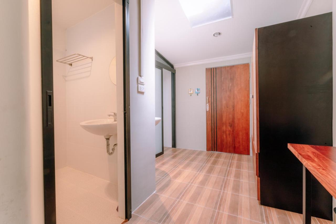 Hotel 64House Chiang Mai Zewnętrze zdjęcie