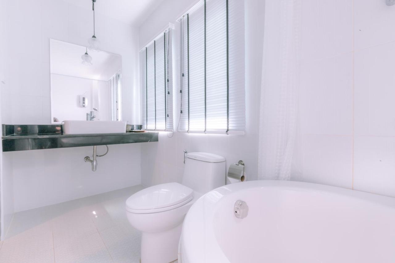 Hotel 64House Chiang Mai Zewnętrze zdjęcie